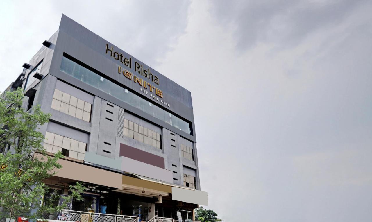 Treebo Risha Hotel Chandrapur Exterior photo